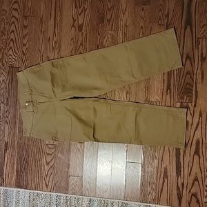 Never been worn Old navy women's wide leg ankle pants!